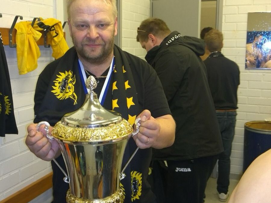 Esittelyssä Ilves-perheen yhdyshenkilö, joukkueenjohtaja, valmentaja, huoltaja Kari Korpela