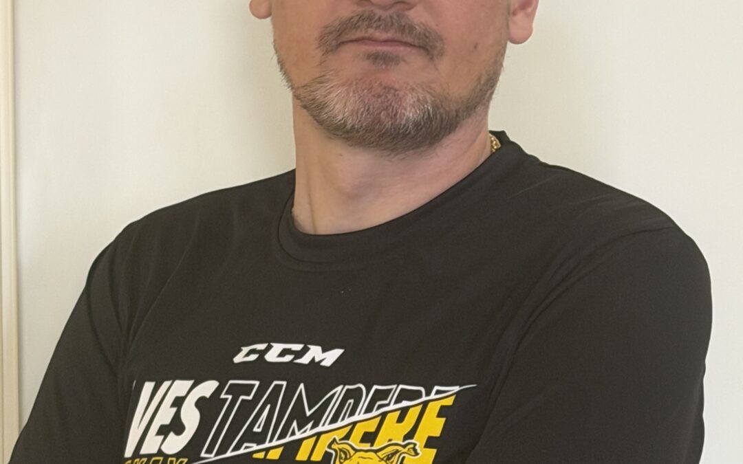 Esittelyssä Ilves-perheen Naisten Liigajoukkueen manageri Jari ”Jallu” Jalava