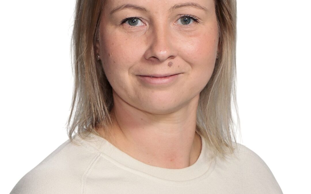 Esittelyssä Ilves-perheen ringeten lajivastaava Henna Keihänen