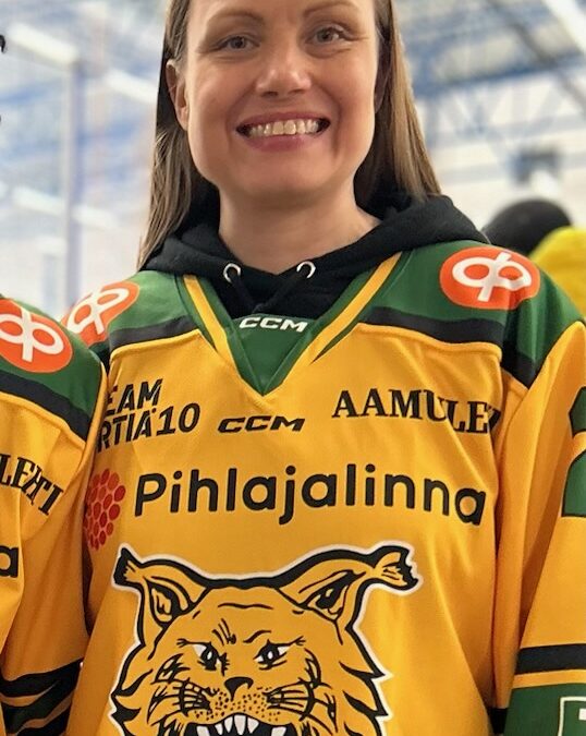 Esittelyssä Ilves-perheen U13 joukkueenjohtaja Jenni Perämäki